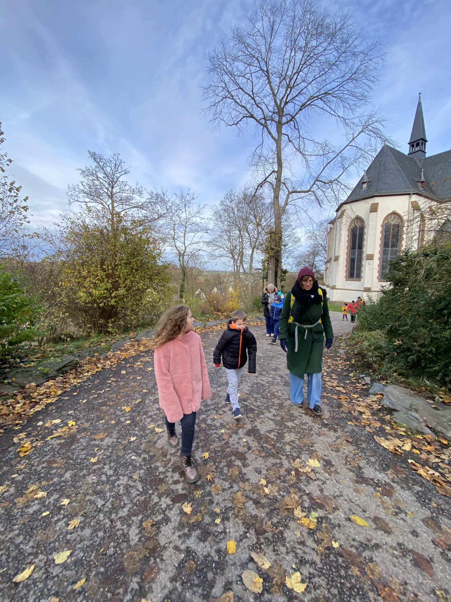 Auf dem Weg zur Burg